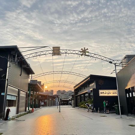 Moment Inn Tainan Exterior foto